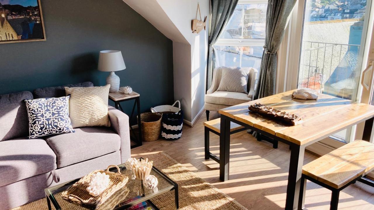 Looe With A View - Entire Apartment With Free Allocated Parking Экстерьер фото