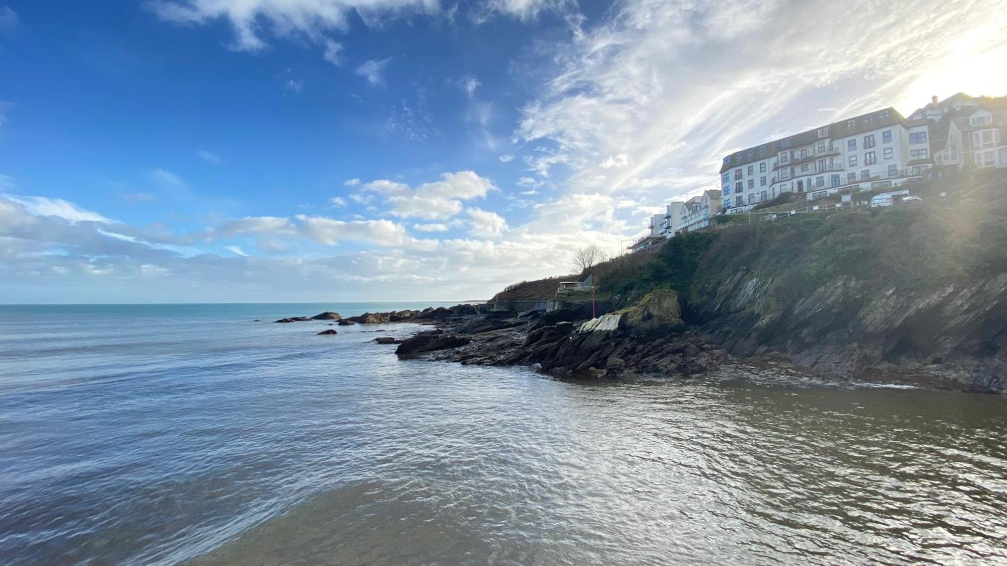 Looe With A View - Entire Apartment With Free Allocated Parking Экстерьер фото