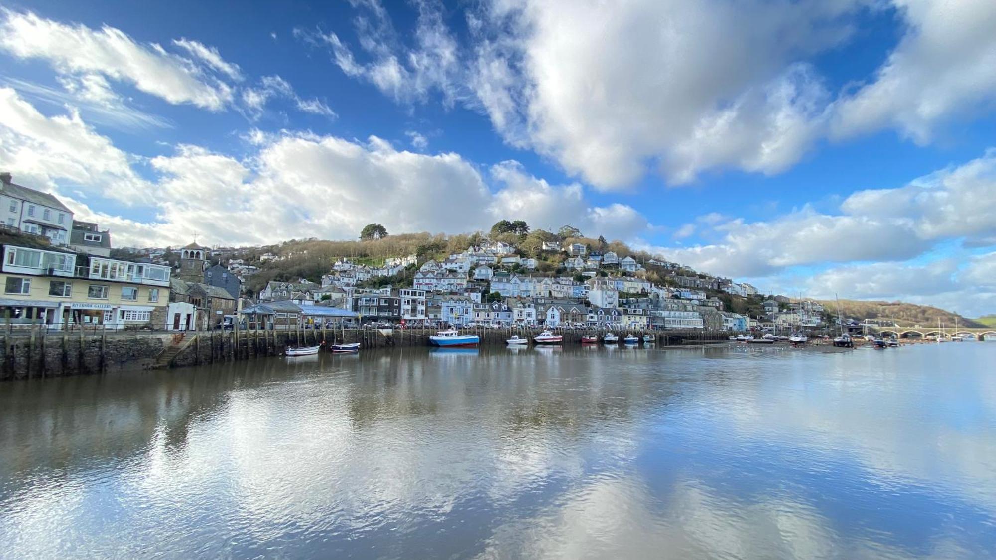 Looe With A View - Entire Apartment With Free Allocated Parking Экстерьер фото